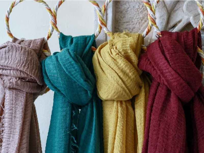 Keuntungan Kerja Sama dengan Pabrik Hijab Printing untuk Bisnis